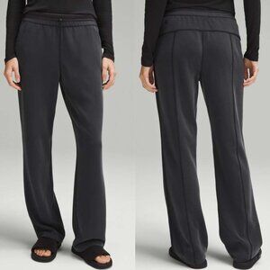 Lululemon Softstreme High-Rise Pant *Short Womens 4 Black Athleisure Casual Yoga